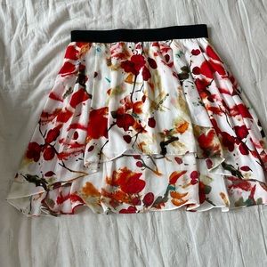 BB Dakota XS high low floral mini skirt